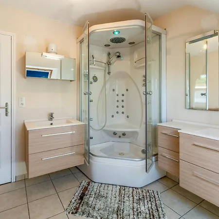Maison Confortable A Avec Hammam Nyaraló